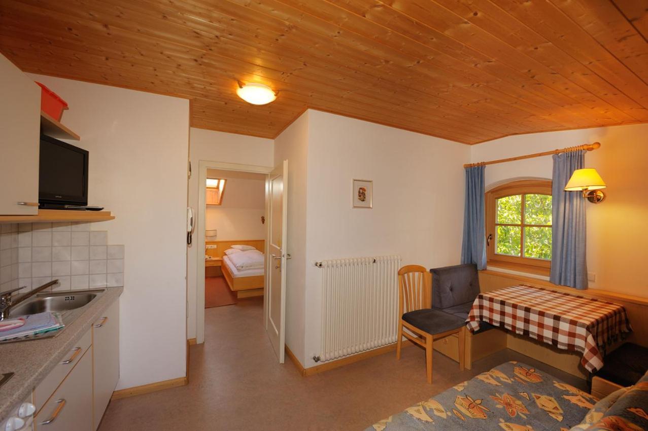 Aparthotel Unterdornerhof Algund Exterior foto